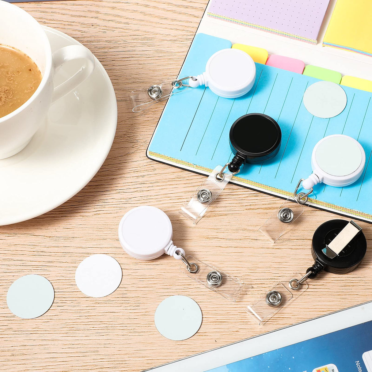 18 Pieces Sublimation Retractable Badge Holder Blank Sublimation Tag Holder DIY Retractable Heat Transfer ID Badge Holder with Clip for ID Card Holders, Keys, Name Tag (White) Zonon