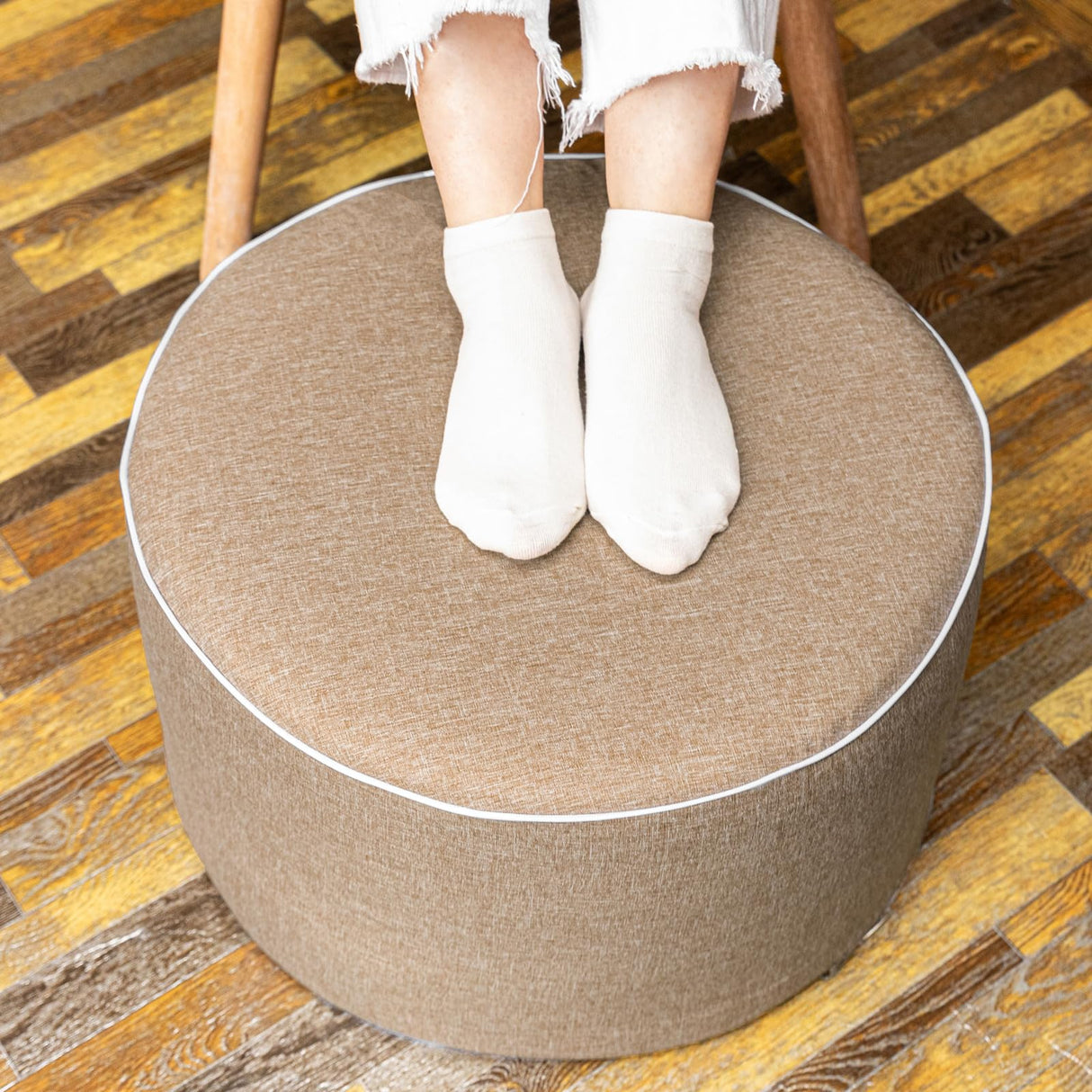 AbunHeri Outdoor Ottoman Outdoor Ottomans for Patio 19x12 Inches Modern Lightweight Foam Stuffed Pouf Outdoor Footstool Footrest Foot Stool Waterproof (Coffee) AbunHeri