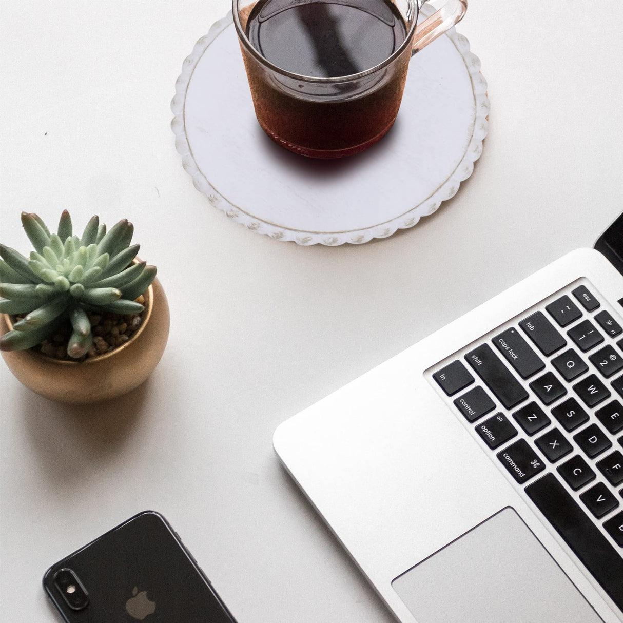 GENMOUS 6 Pack Farmhouse Wooden Bead Coasters with Metal Holder for Coffee Table Decor, Round Handmade Cup Coasters Set for Drinks Absorbent, Rustic Cute Coasters for Home Kitchen Table Décor GENMOUS & CO.