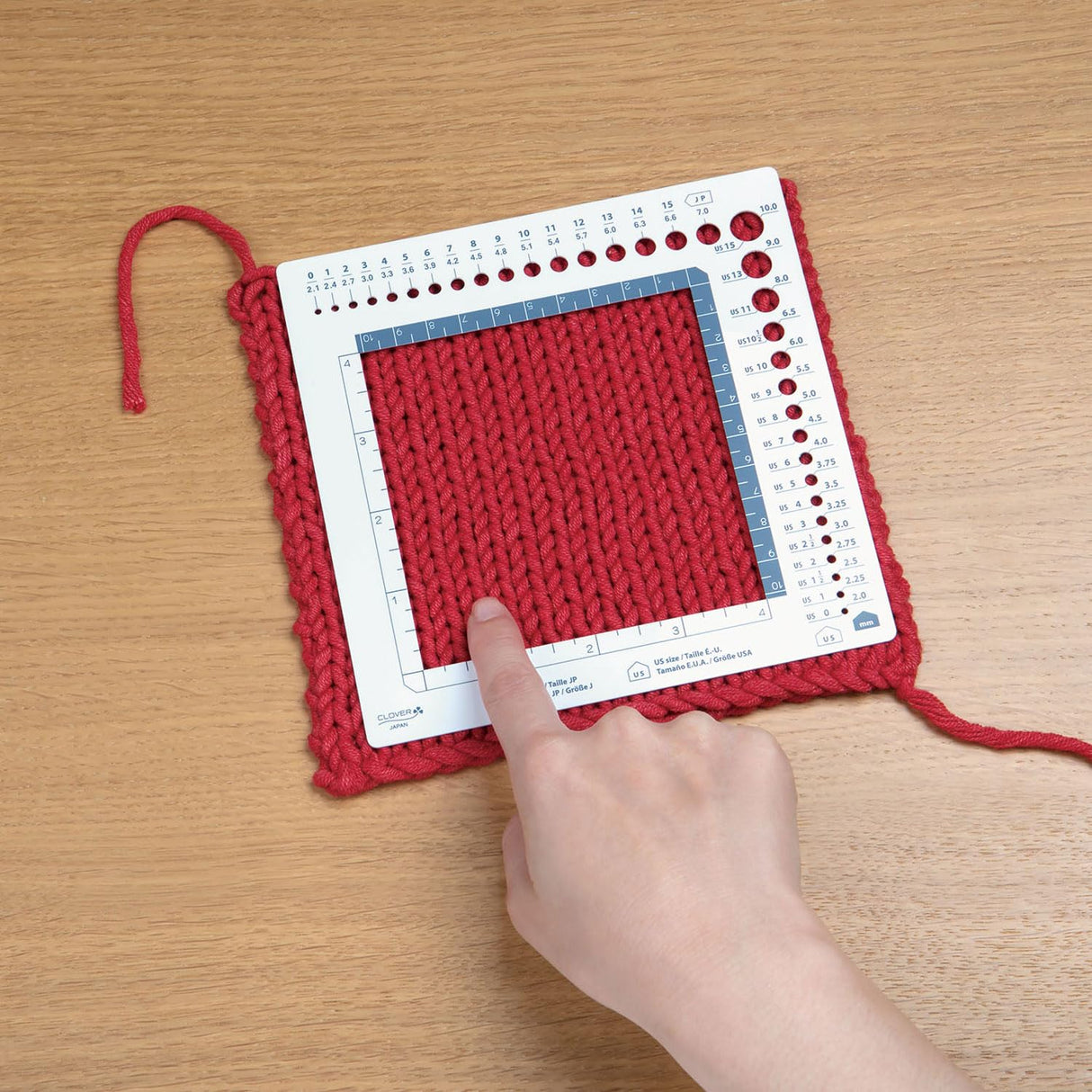 Clover Swatch Ruler & Needle Gauge, White Clover