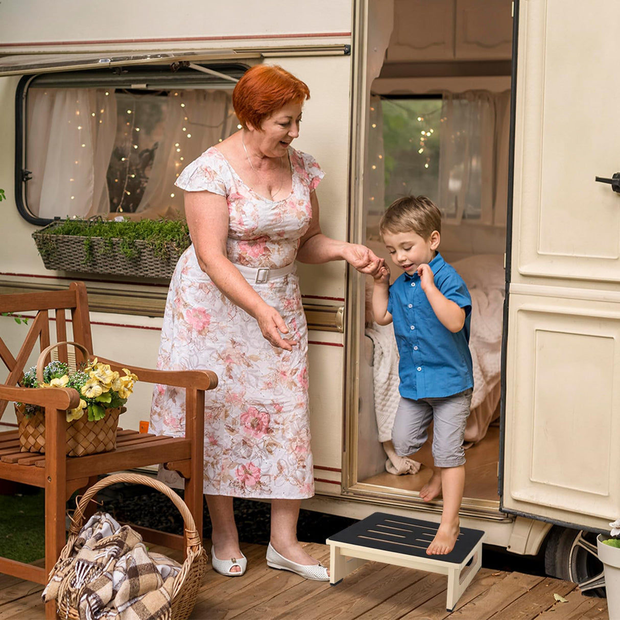 Wooden Step Stool for Kids with Non-Slip Rubber Feet Step, Heavy Duty Platform Stepping Stools for children with 450 LBS Capacity for Bedroom Kitchen Bathroom, Bed Steps for High Beds, Bedside Support Natree