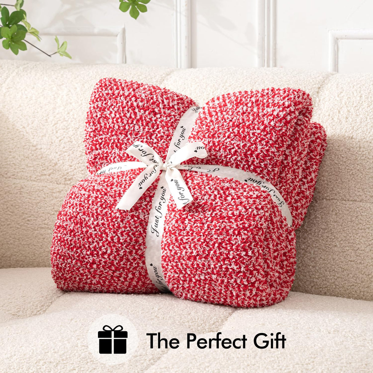 MIULEE Christmas Red Super Soft Throw Blanket for Couch, Cozy Fluffy Warm Blankets Knit Throw Blankets for Sofa, Bed, Chair, Living Room, Camping, Picnic, 50 x 60 inch MIULEE