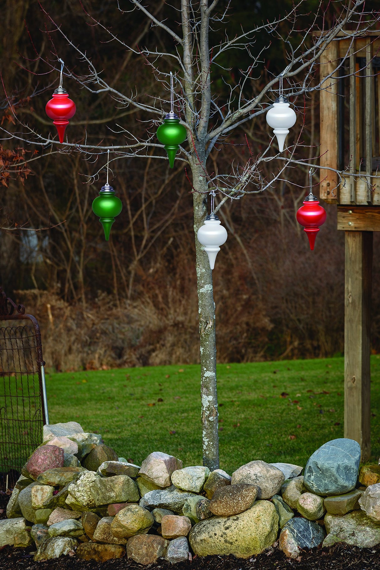 Xodus Innovations WP660 Battery Powered Hanging Decorative Outdoor Pulsing 8" Finial Light with Sensor Turns-On At Dark, Green Xodus Innovations