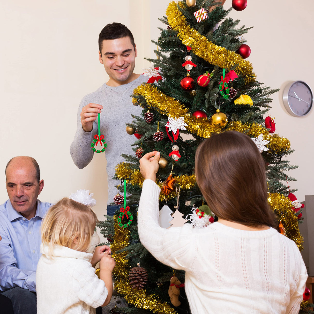 40PCS Christmas Crafts for Kids Beaded Ornament Kit - Including 10 PCS Snowman,12 PCS Wreath,8PCS Candy Cane,10PCS Lollipop, Xmas Holiday Party Tree Favor Decorations luck sea