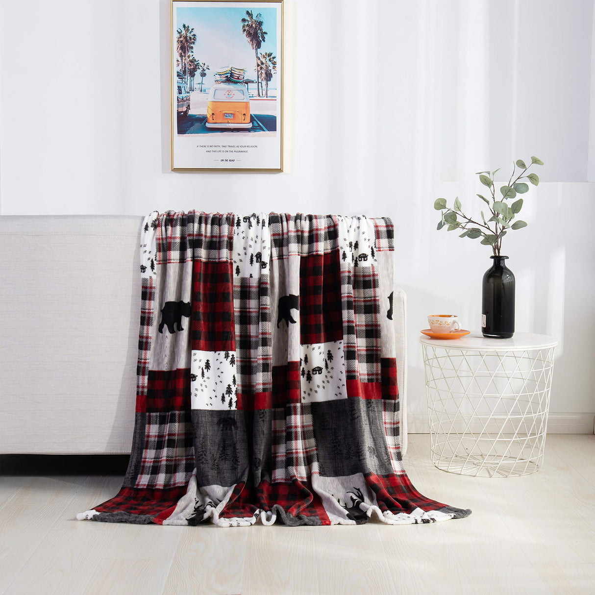 Elegant Comfort Velvet Touch Ultra Plush Christmas Holiday Printed Fleece Throw/Blanket-50 x 60inch, (Patch), Patchwork Elegant Comfort