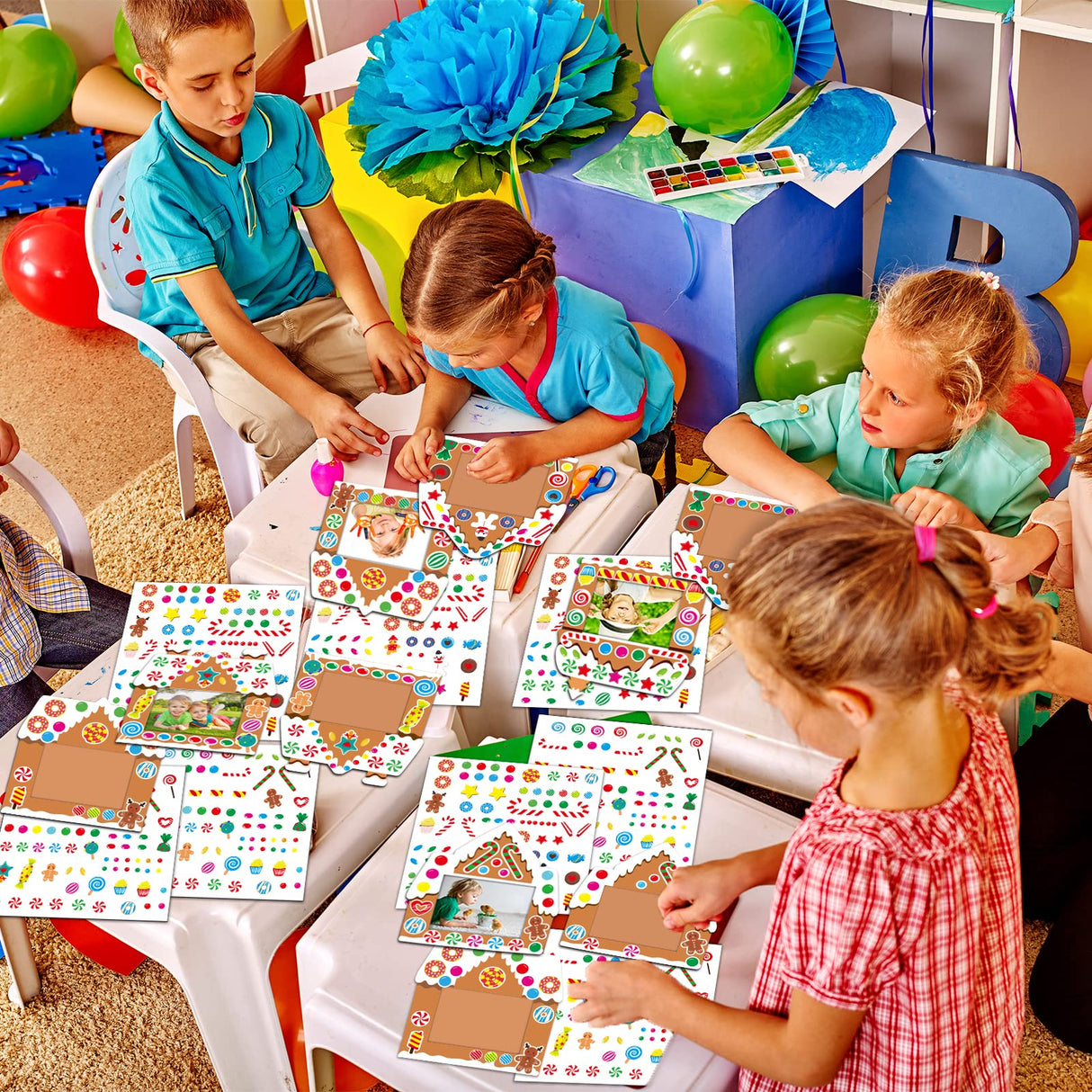 chiazllta 30 Packs Christmas Picture Frame Craft Kits for Kids, Xmas DIY Gingerbread Candy Craft Holiday Art Favor Home Class Game Activities for Kindergarten Preschool chiazllta