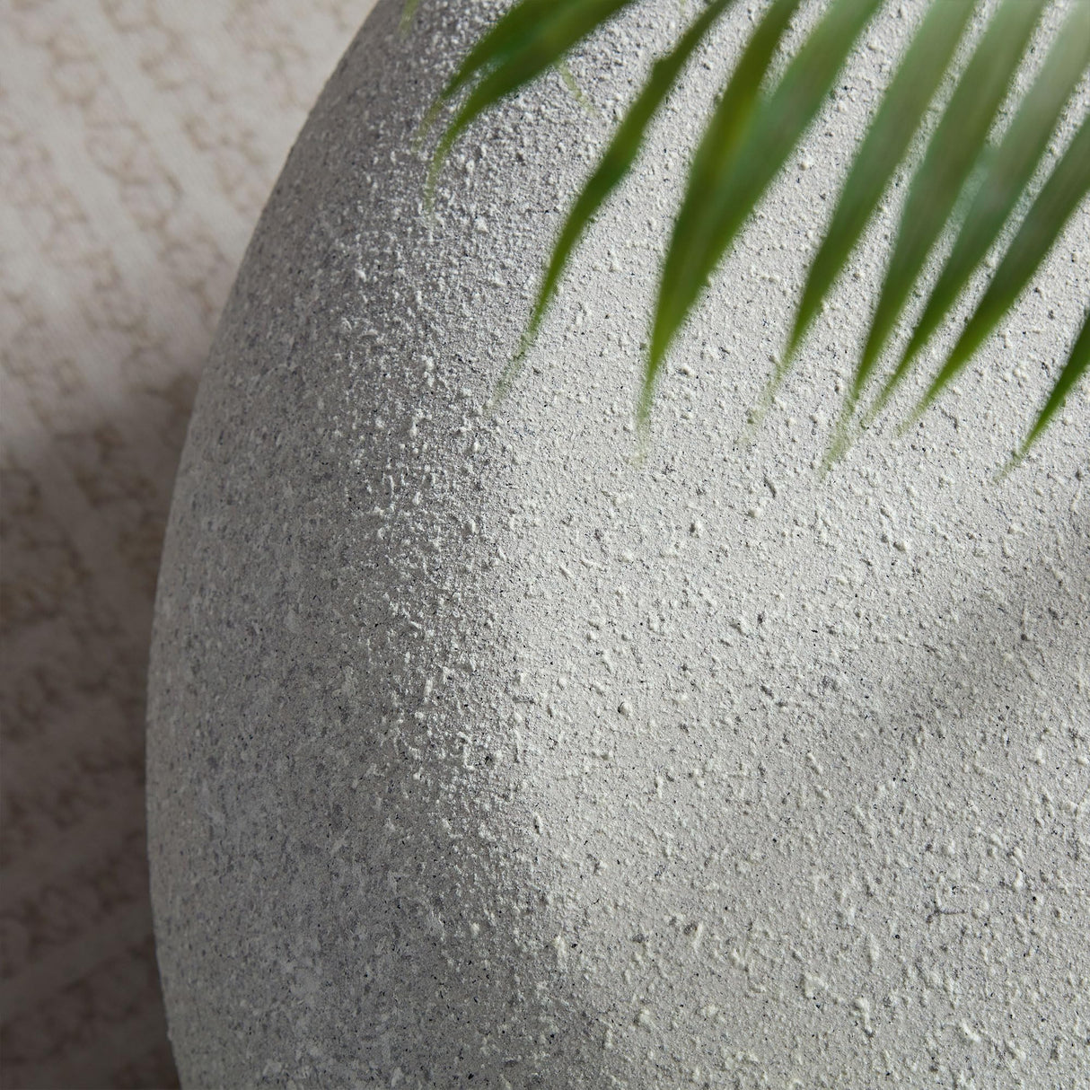 Modern Oval Coffee Table Contemporary Stone Coffee Tables Modern Accent Center Table Faux Rock Table for Indoor Outdoor, No Need Assembly, Accent Table Living Room Furniture, Beige MaiDeHaoo