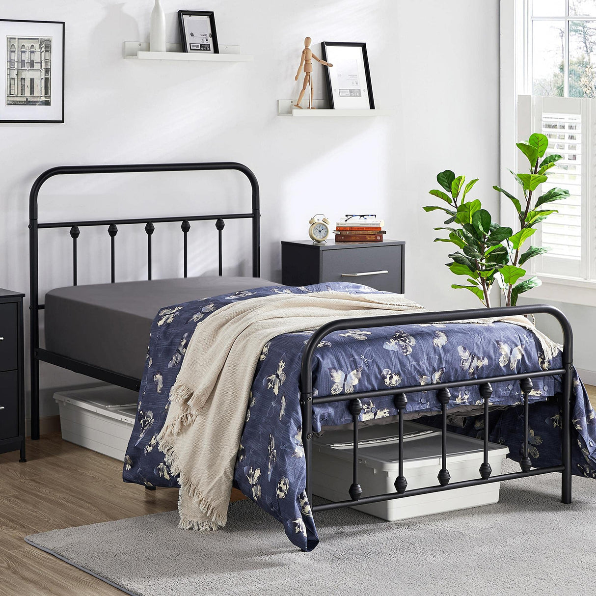 Topeakmart Twin Size Victorian Style Metal Bed Frame with Headboard/Mattress Foundation/No Box Spring Needed/Under Bed Storage/Strong Slat Support Black Topeakmart