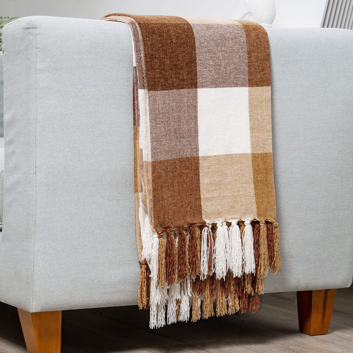 RECYCO Buffalo Paid Chenille Throw Blanket for Couch, Soft Cozy Decorative Buffalo Check Blanket Throw with Tassels for Bed Sofa, Lightweight Chenille Knitted Throw, Plaid Brown Off White, 50'' x 60'' RECYCO