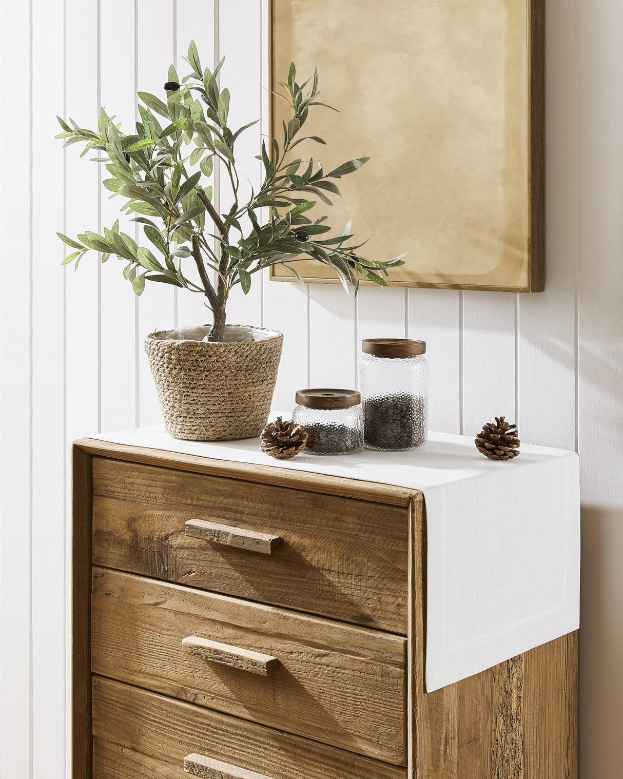 ZeeMart Linen Textured Border Table Runner, 14 x 72 Inch White, Farmhouse Style White Table Runners 72 Inches Long, Easy Care Everyday Polyester Table Runner ZeeMart