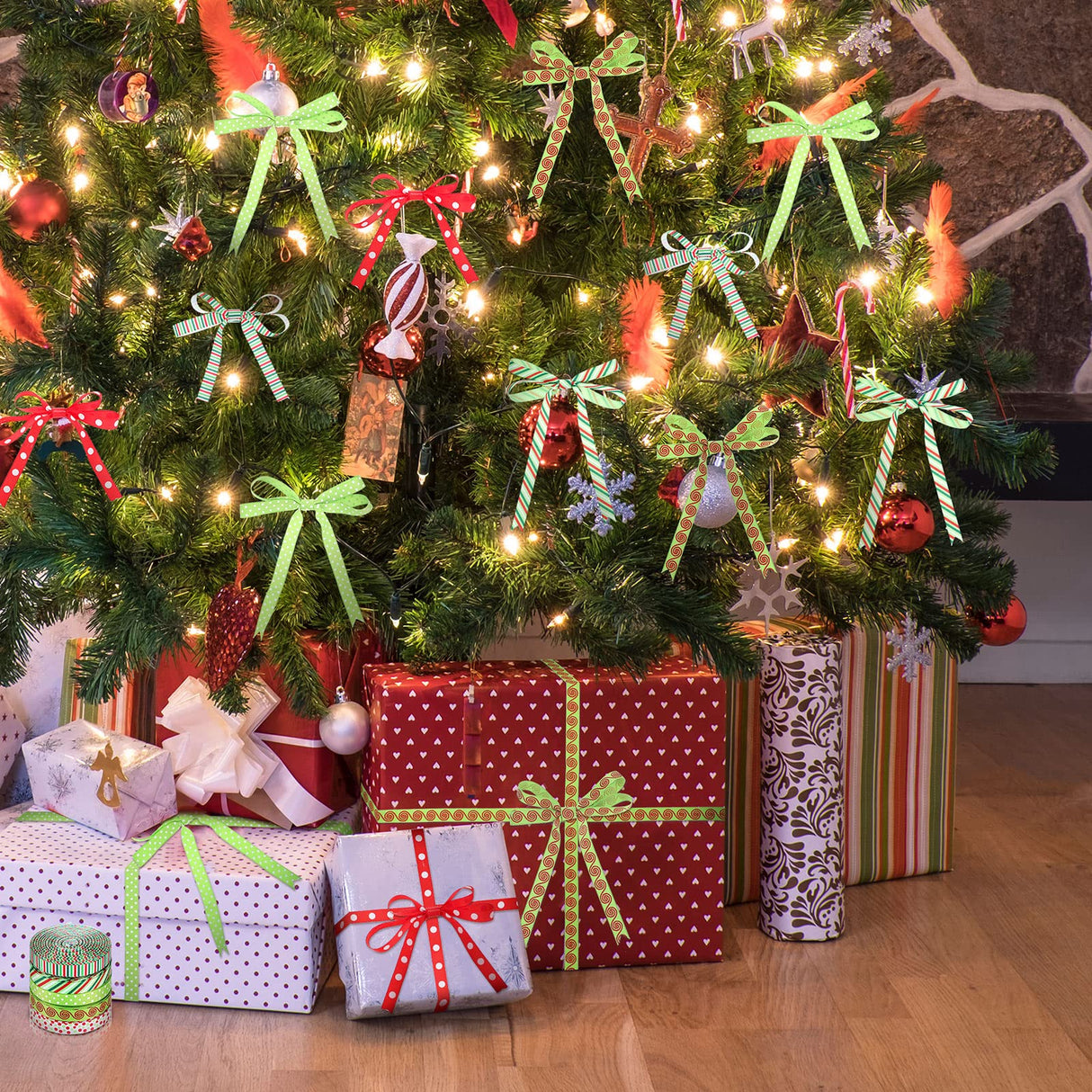 60 Yards 0.4 Inch Thin Christmas Ribbon Grosgrain Ribbon Red Green Dots Stripes Multi Rolled Xmas Gift Ribbon for Gift Wrapping Holiday Decoration DIY Crafts Christmas Ornaments Jetec