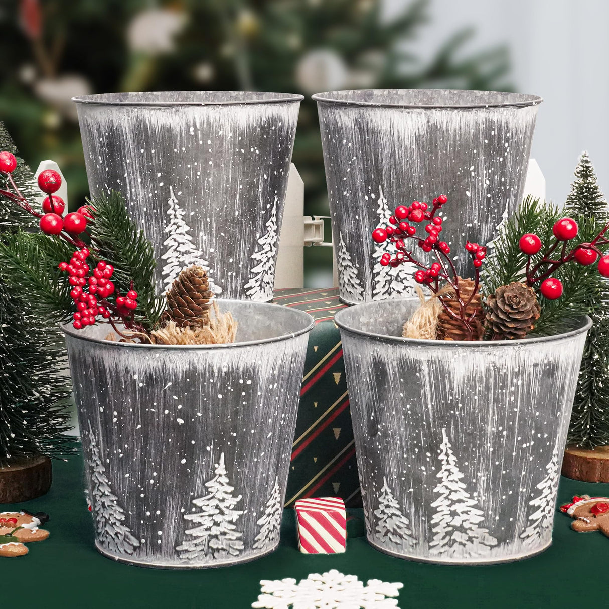 Putuo Decor Christmas Galvanized Buckets, Silvery Small Metal Bucket Christmas Ice Buckets, Farmhouse Pails Plants Flowers Tin Planters for Party Home Table Centerpieces Storage Decor 5.9X5.3 in Putuo Decor