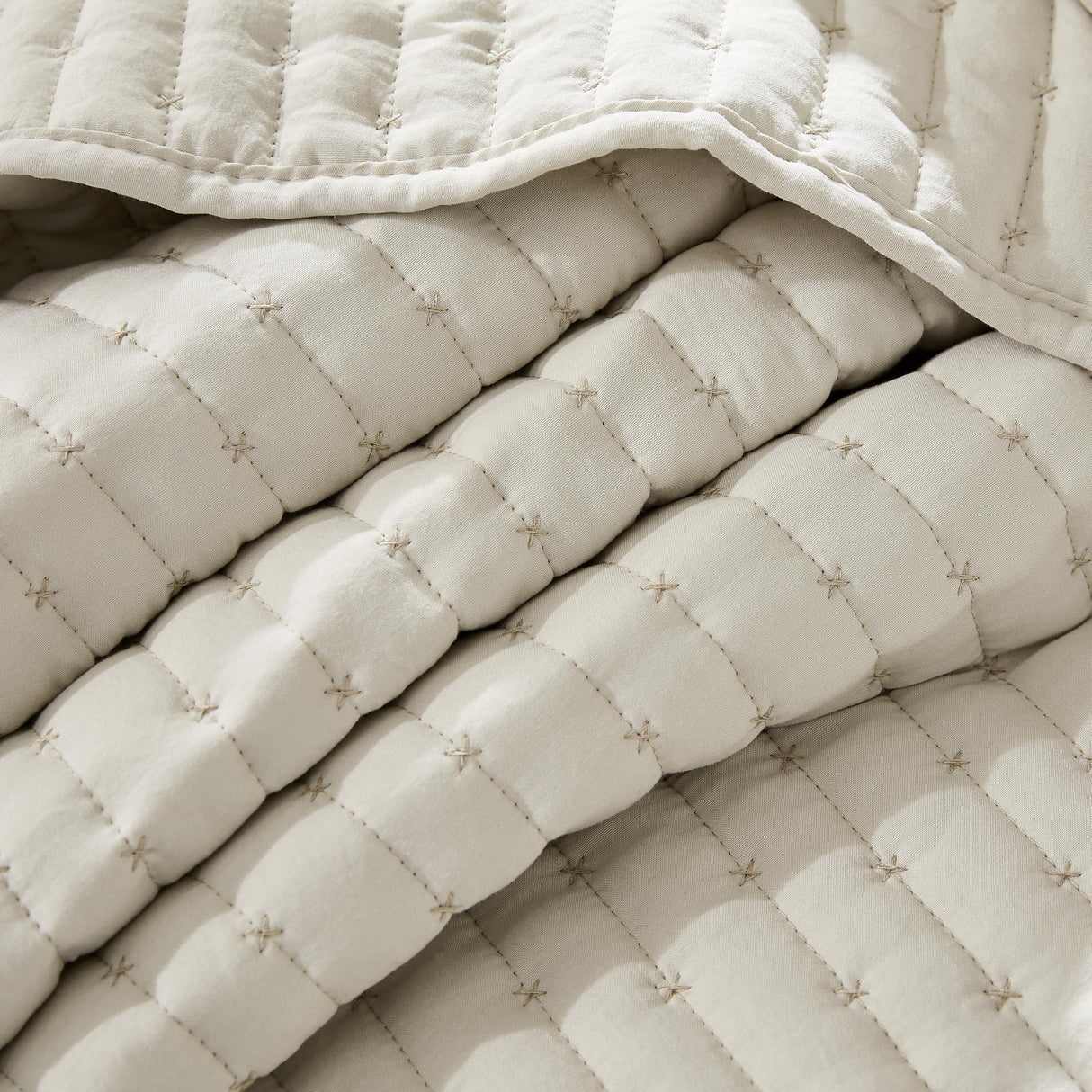 WDCOZY Beige Cross Stitch Queen Size Quilt Set, Netural Striped Lightweight Soft Bedspread, Channel Farmhouse Rustic Coverlet, All Season Country Bedding, Thin Comforter WDCOZY