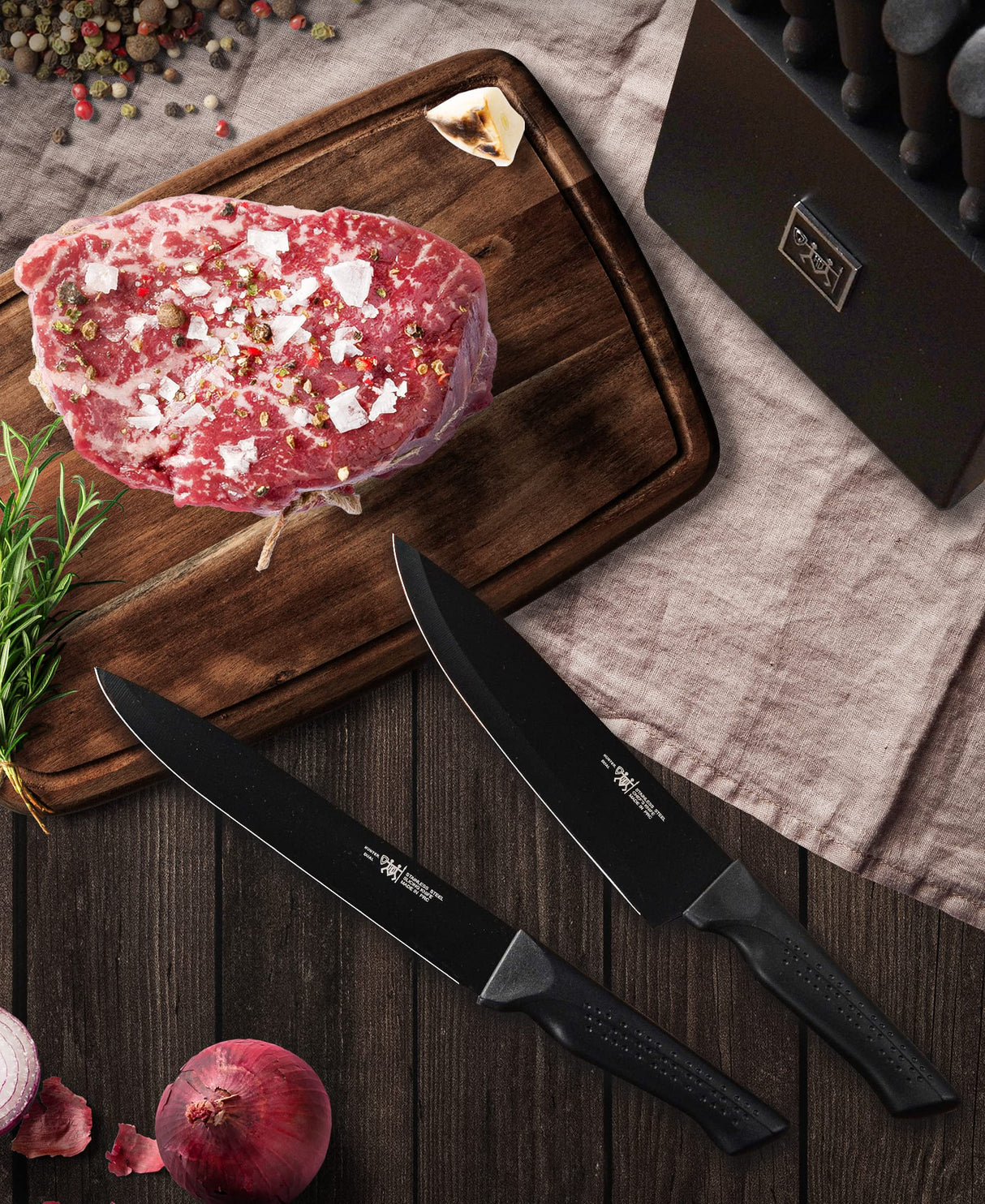 Knife Set, 15 Pcs Kitchen Knife Set with Block Self Sharpening, Dishwasher Safe, 6 Steak Knives, Anti-slip handle, Black Hundop