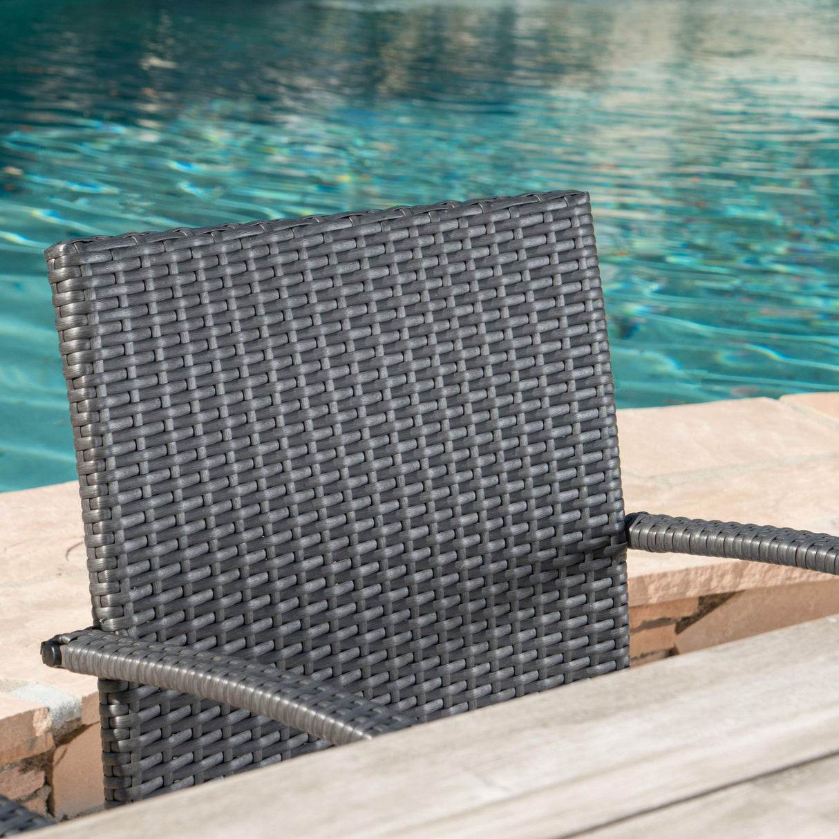 Christopher Knight Home Louise Outdoor Wicker Dining Set with Acacia Wood Table and Bench and Water Resistant Cushions, 6-Pcs Set, Sandblast Light Grey / Black Rustic Metal / Grey / Grey Cushions Christopher Knight Home