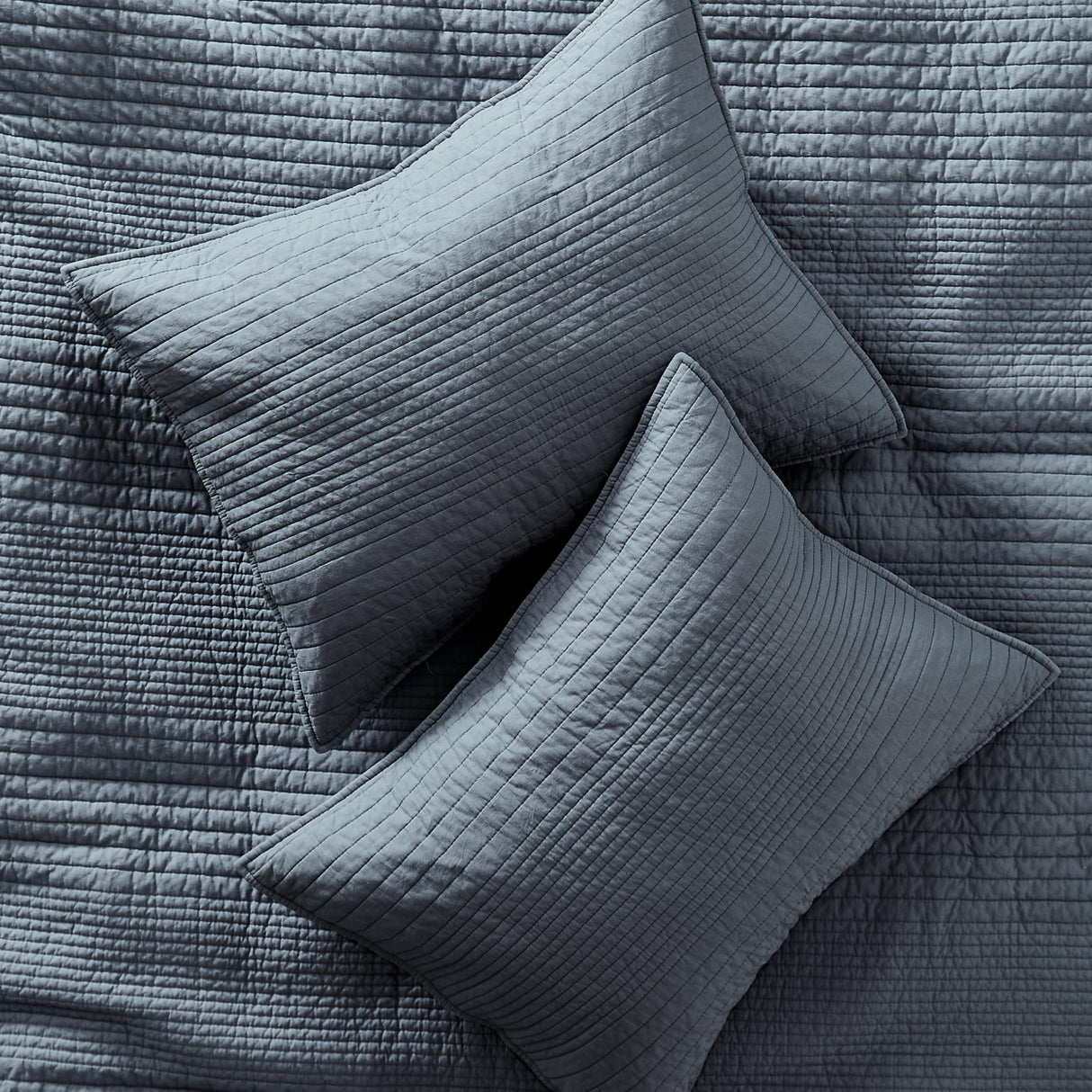 palassio Striped Blue Grey 100% Cotton Quilt King Size Bedding Sets, Lightweight Crinkly Channel Pick Stitch Textured Bedspread Soft Shabby Chic Farmhouse Country Coverlet for All Season, 2 Shams palassio