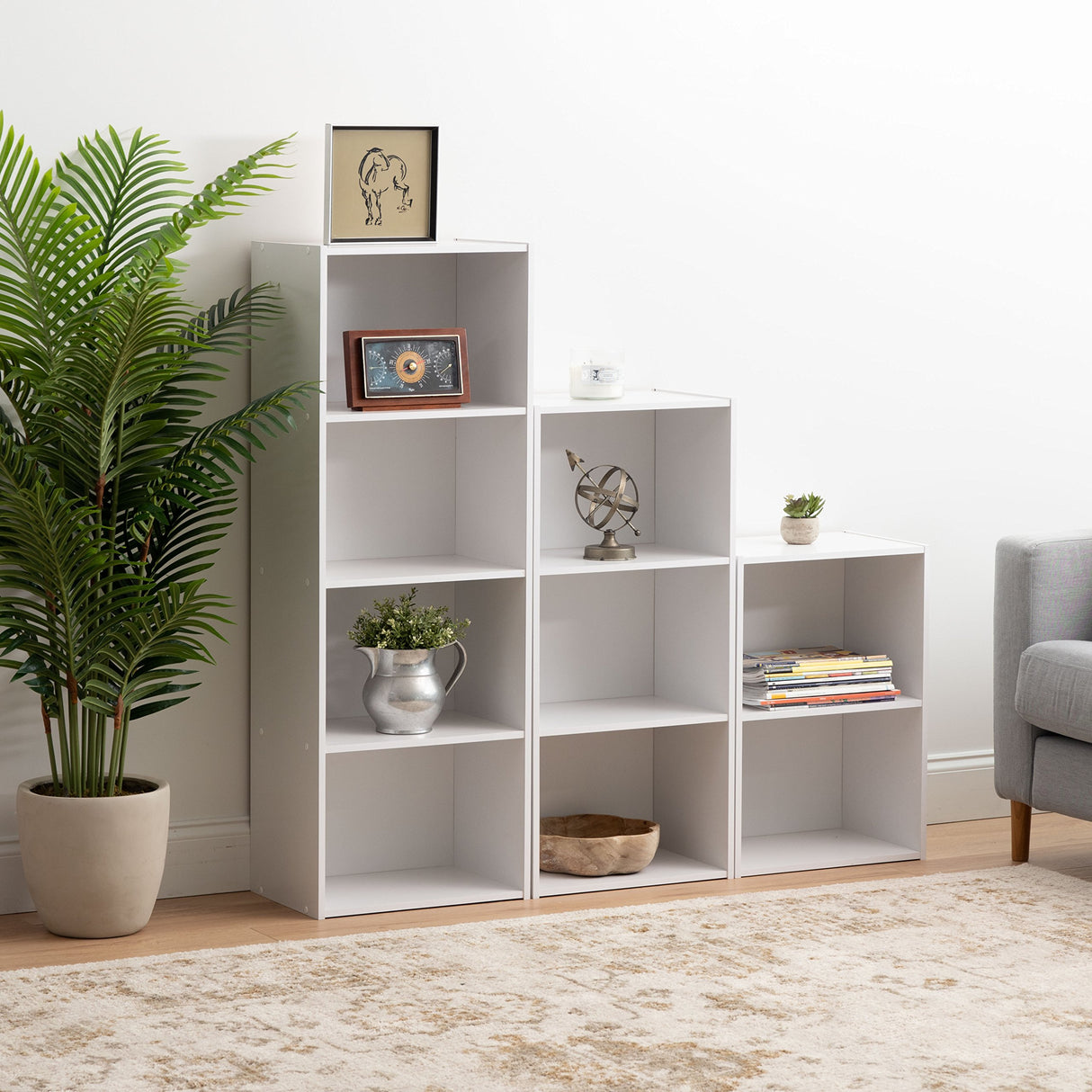 IRIS USA 2-Tier Open Cubby Storage Shelf, Small Sturdy Storage Bookshelf Cabinet for Living Room Bedroom Guest Room Office Dorm Room Kids Room and Bathroom, White IRIS