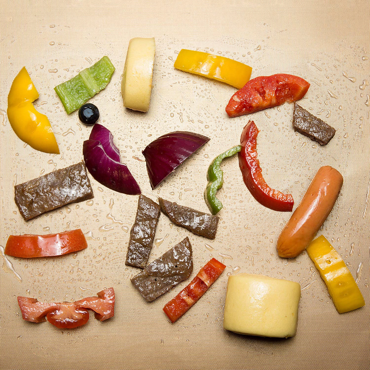 AOOCAN Copper Grill Mat Set of 5 - Non-Stick BBQ Outdoor Grill, Copper Grilling Mats Reusable and Easy to Clean, Works on Electric Grill Outdoor Gas Charcoal BBQ as Seen on TV-15.75 x 13 Inch Aoocan