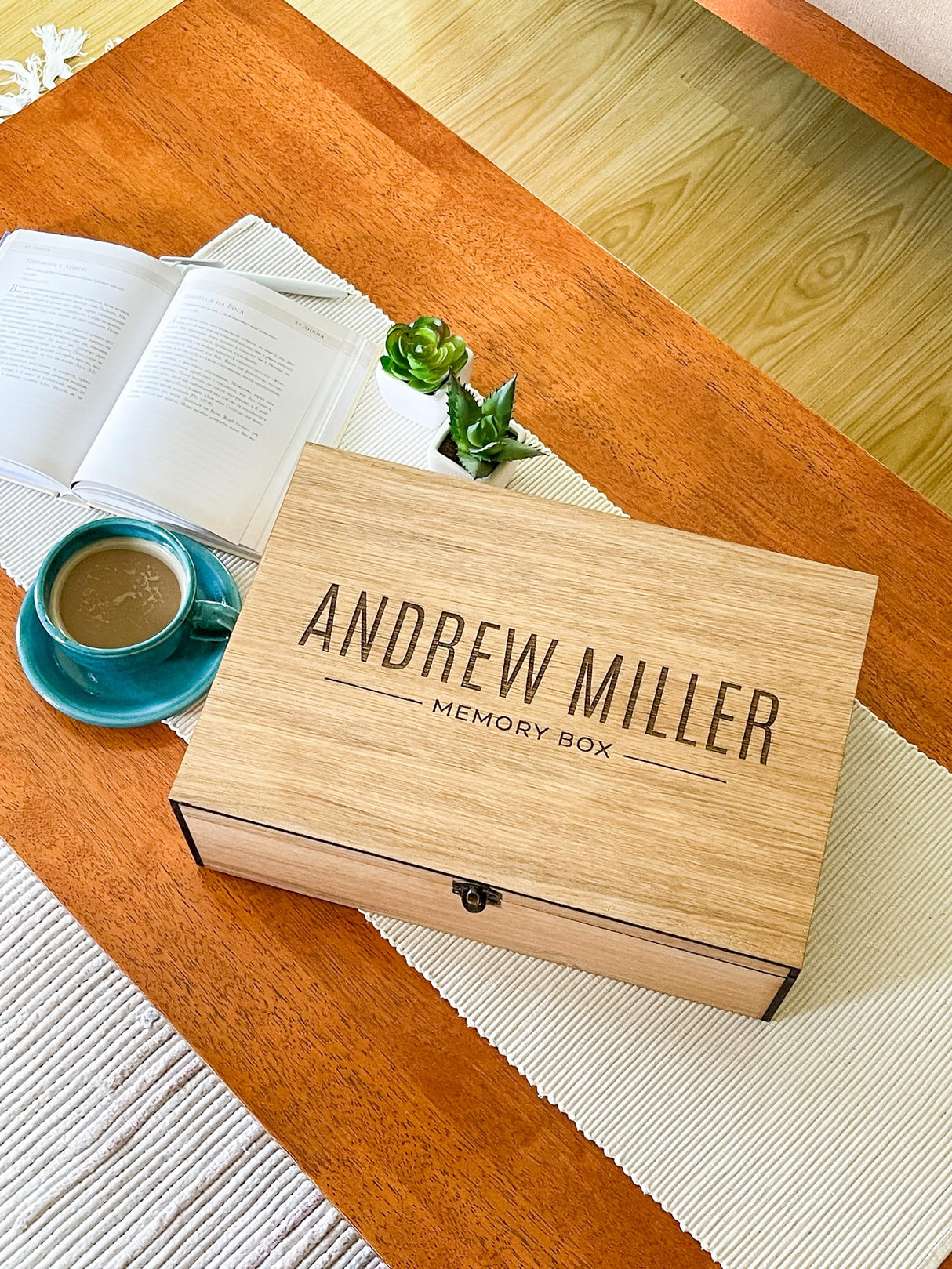 Personalized wooden name box for memories, keepsake - Christmas gift, present for Him, Boyfriend, Boy, Guy, Groomsmen, Friend for Birthday (Oak) InsideDecor.Shop