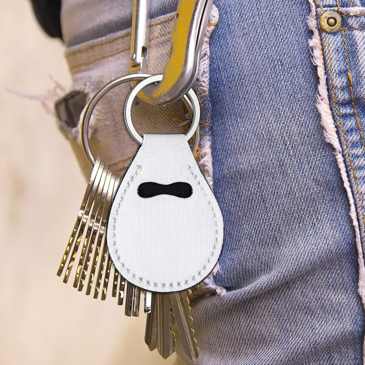 Valyria 10 Pcs Sublimation Blanks Coin Holder Keychain Keyring Universal AA Medallion Keychains for Women (White) Valyria