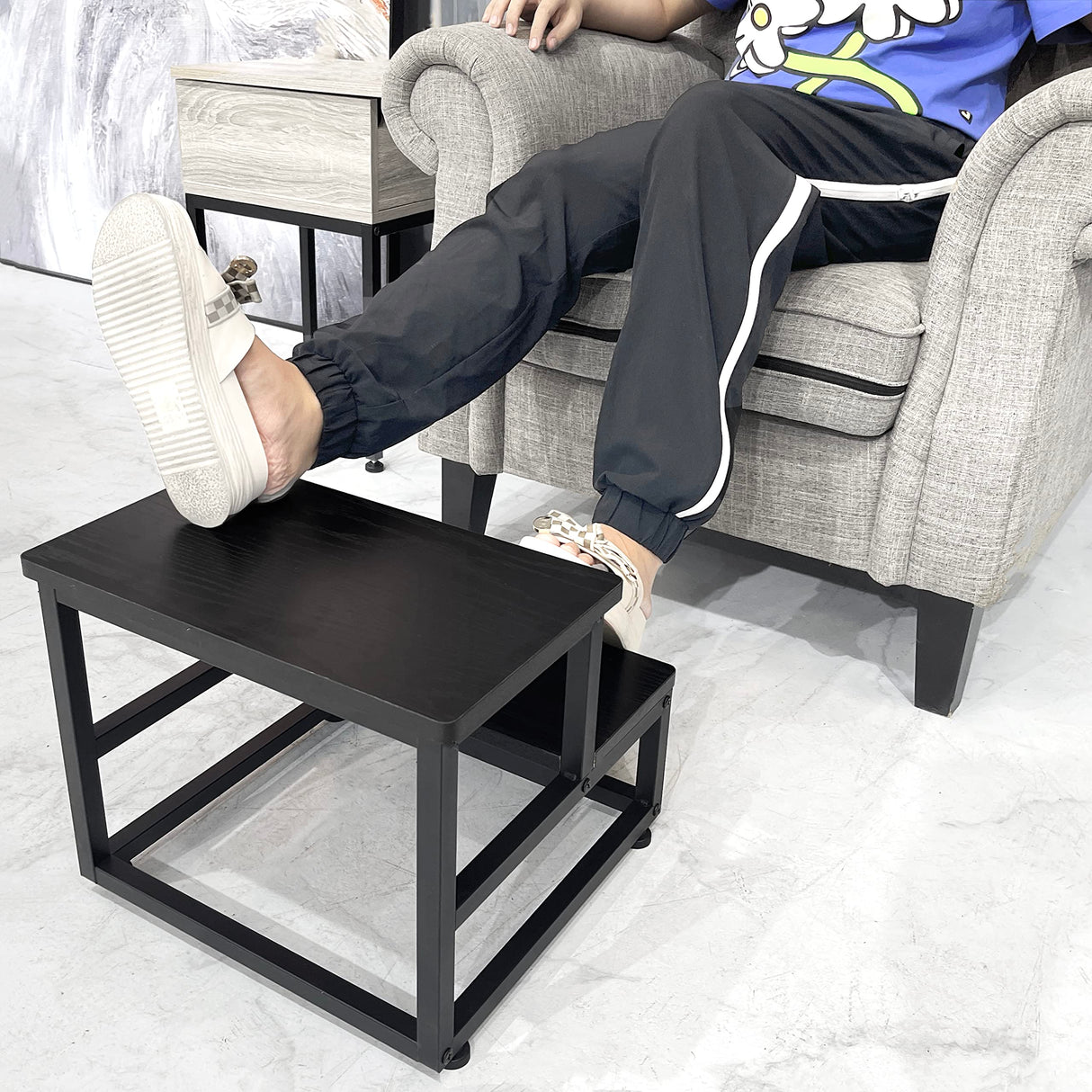 SZLHANJZ Step Stool, Bedside Steps for High Beds with Round Corners, 2 Steps Footstool for Adults, Metal and Wood Stepping Stool for Kitchen Bedroom, Load 500 LB, Black SZLHANJZ