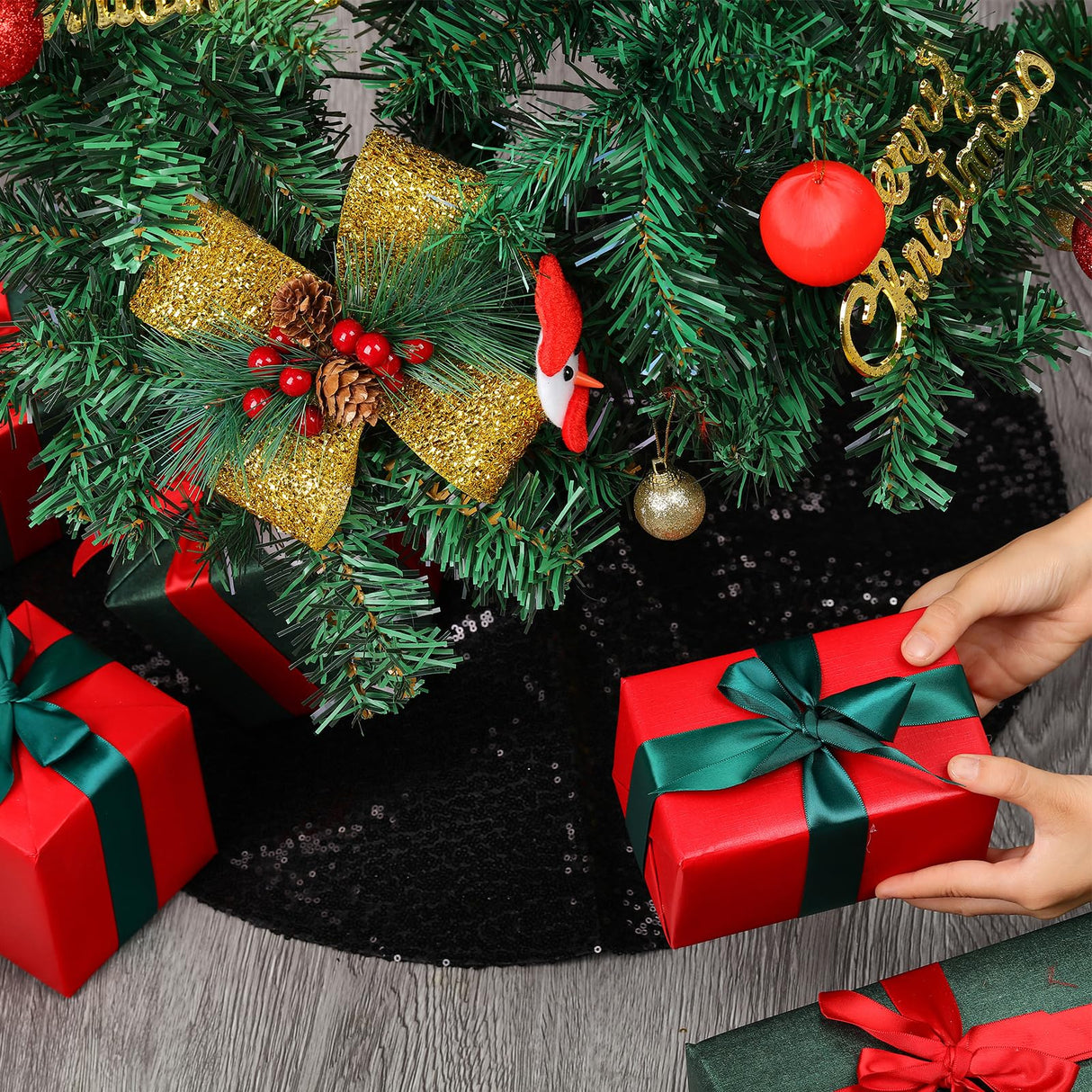 MACTING Christmas Tree Skirt 30 Inch Small Black Glitter Sequin Tree Mat Sparkly Tree Base Cover for Farmhouse Holiday Party Indoor Home New Year Xmas Tree Decorations MACTING