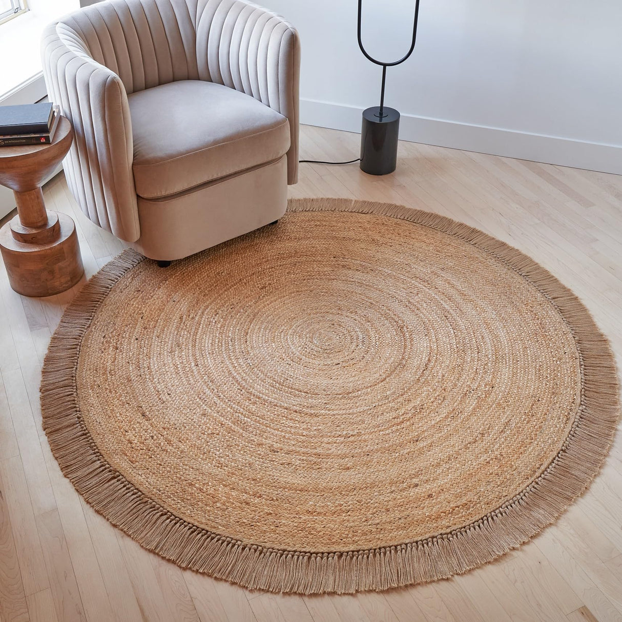 KIBAGA Beautiful 5x5 ft Round Jute Area Rug for Your Home - This Natural Hand Woven Rug Fits Perfectly Into Your Entry Area, Kitchen Or Living Room - Modern Braided Circle Mat Enhances Any Boho Decor KIBAGA