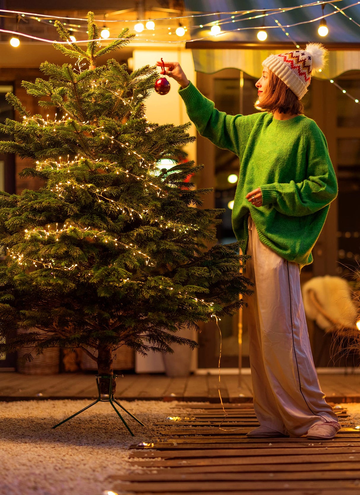 10Feet Battery Operated Fairy Lights, 120LEDs Firecracker String Lights Waterproof Silver Wire Starry Firefly Lights for DIY Wreath Home Weeding Indoor Outdoor Christmas Decorations, Warm White Brightown