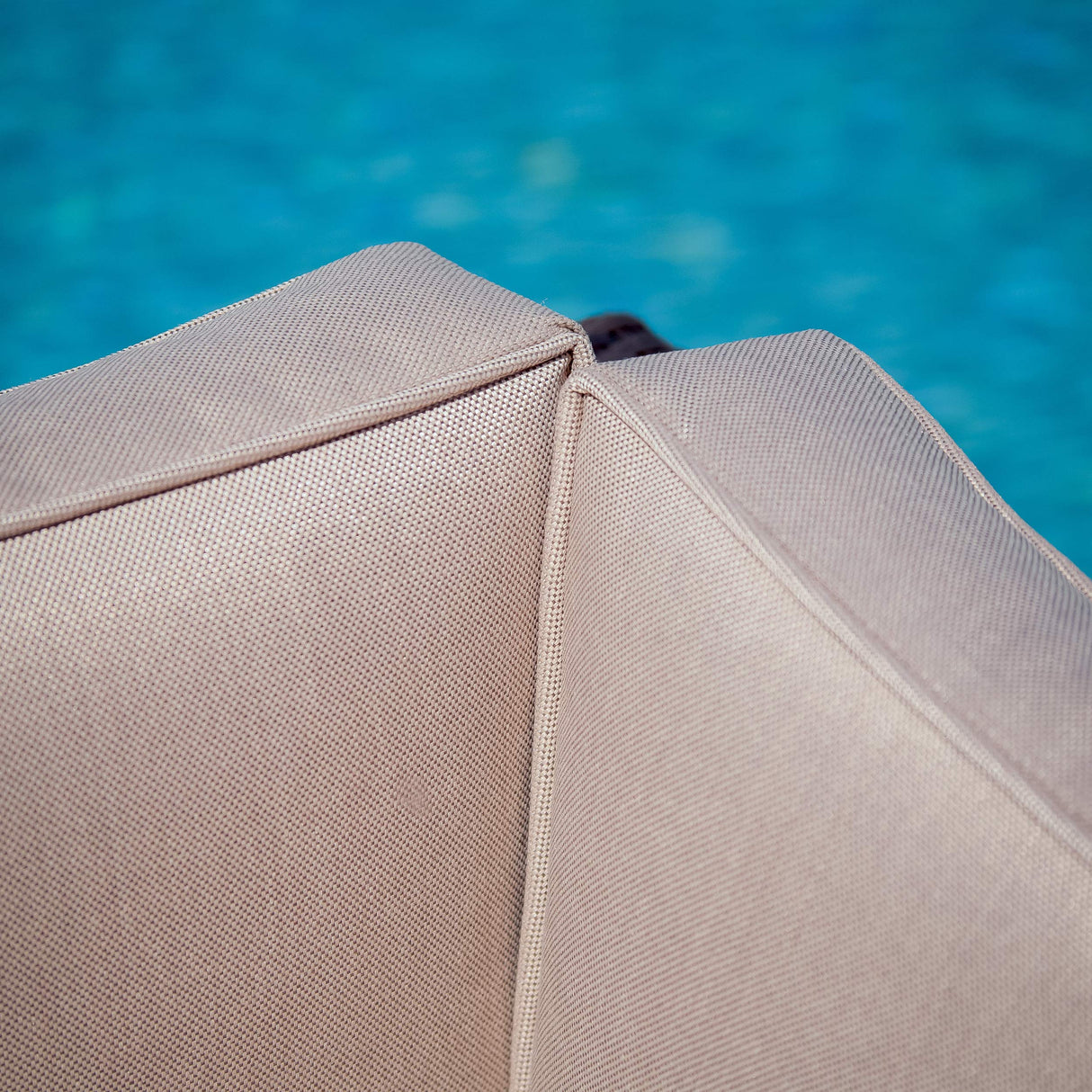 Christopher Knight Home Santa Cruz Outdoor Wicker Sectional Sofa Set with Water Resistant Cushions, 6-Pcs Set, Brown Christopher Knight Home