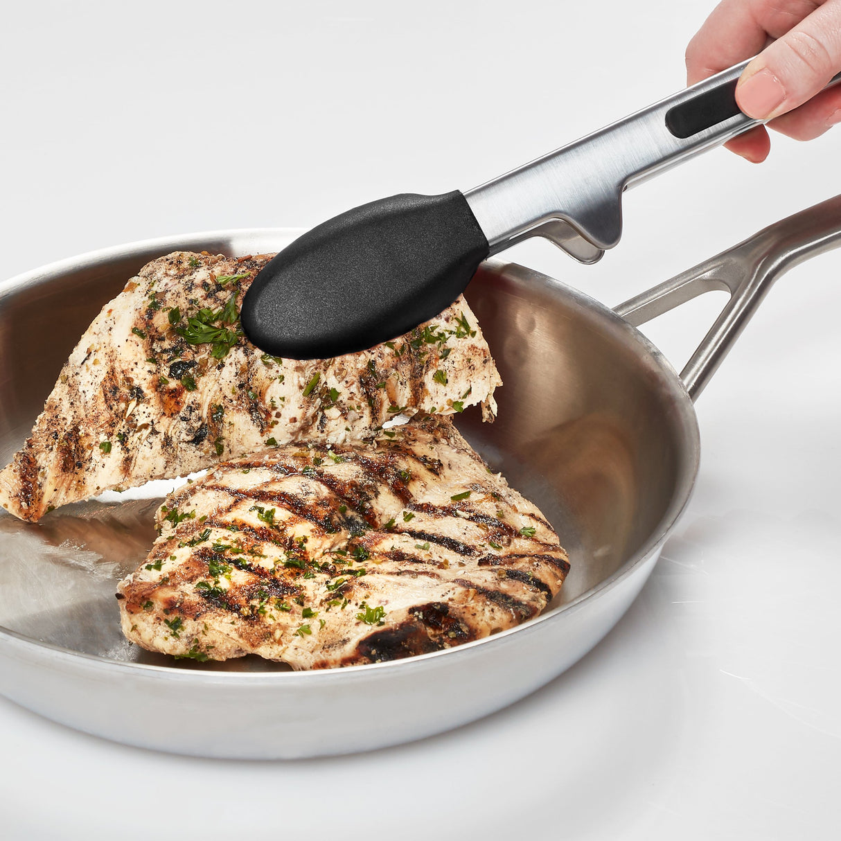 Farberware 5216358 Professional Stainless Steel and Heat Resistant Nylon Locking Kitchen Tongs with Silicone Tips, 12-Inch Farberware