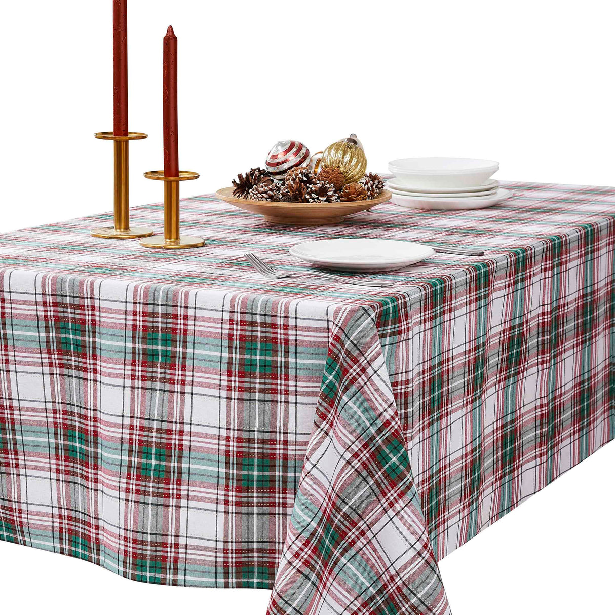 Avanti Linens - Tablecloth, Yarn-Dyed Tabletop Accessories, Christmas Decorations, 60" x 102" (Holiday Plaid Collection) Avanti Linens