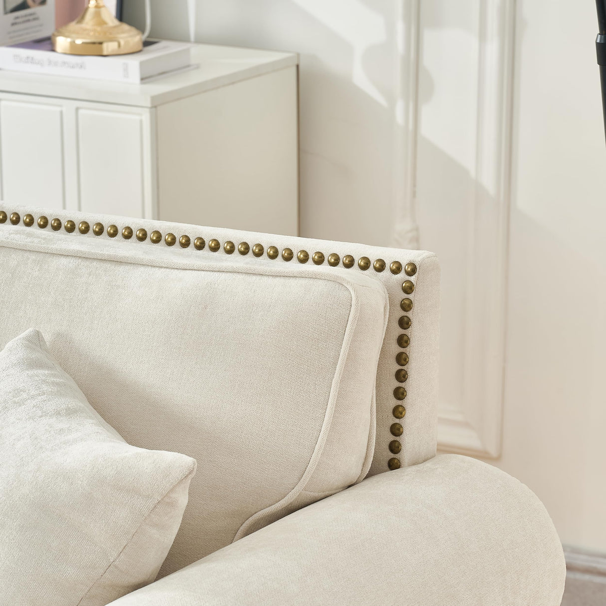 2-Piece Classic Chenille Living Room Sofa Set, Chesterfield Sofa Set of 2 for Living Room - Traditional Rolled Arm Couch & Loveseat with Nailhead Trim, Solid Wood Frame, Earthy Tone Upholstery, Beige Asucoora