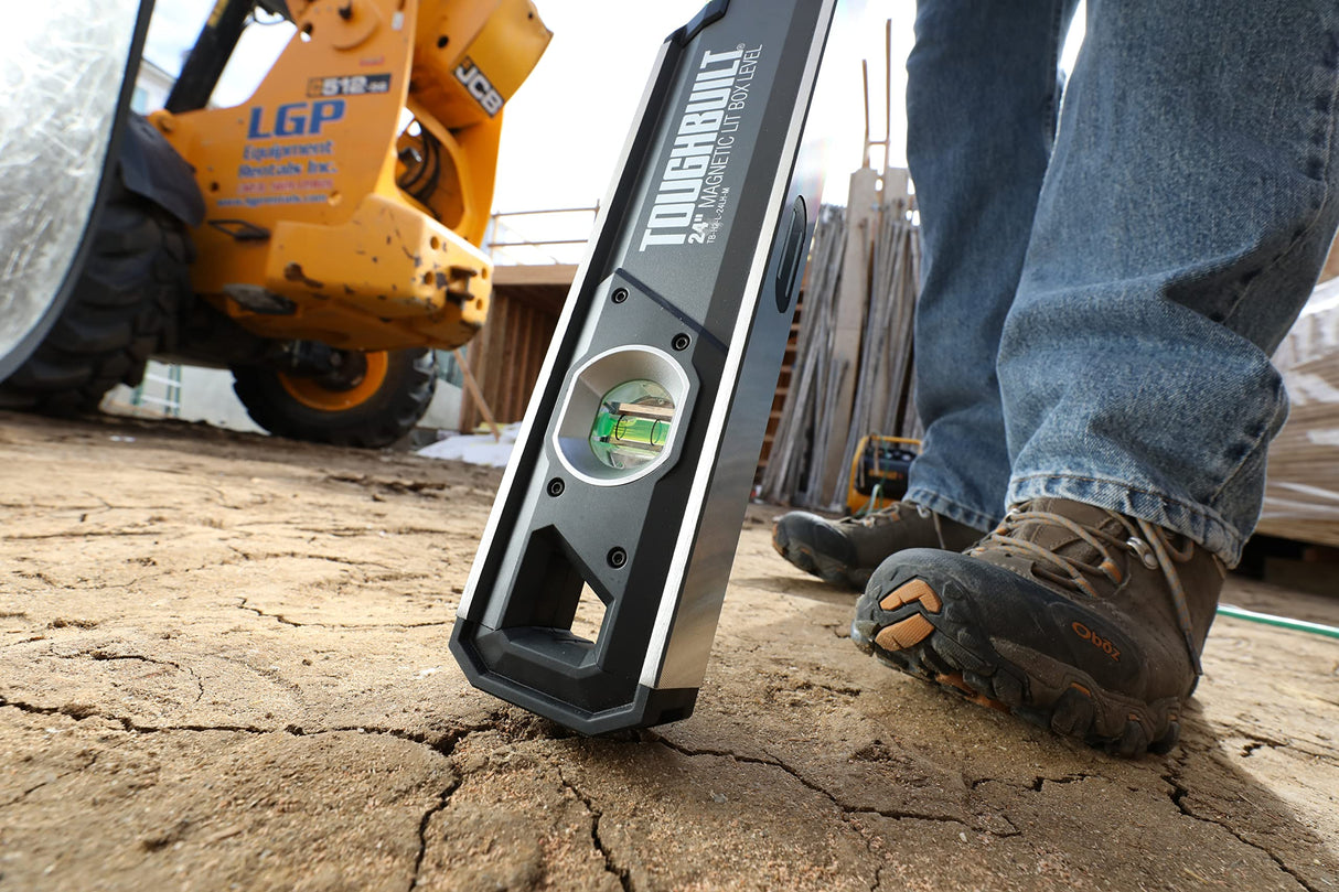 ToughBuilt - 24-in Lighted Magnetic Box Level, Digital Backlit Display, Shock Absorbing Endcaps, Powerful rare earth magnets provide superior holding strength - TB-H2-L-24LH-M ToughBuilt