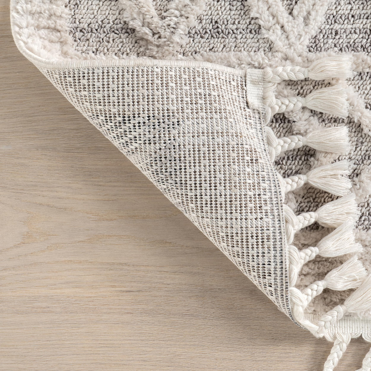 nuLOOM 5x8 Ansley Moroccan Tassel Area Rug, Light Grey, High-Low Textured Bohemian Design, Plush High Pile, Stain Resistant, For Bedroom, Living Room, Hallway, Entryway nuLOOM