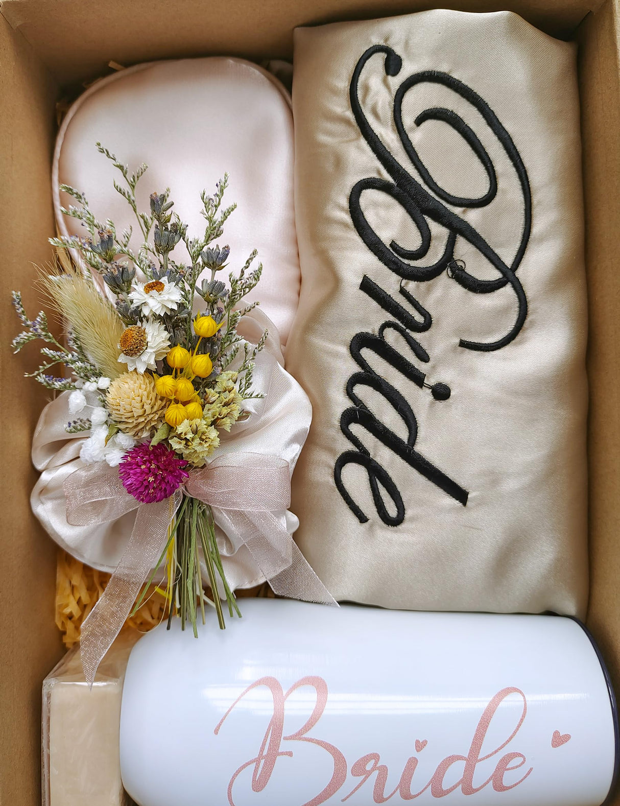 Mini Dried Flower Bouquet Set of 6, Small Bouquets, Bohemian Wedding Table Centerpieces Table Arrangements, Bridesmaid Flower Girl Proposal Gift Box, Birthday Cake Table Vase Decorations. (Pink) xin's convey