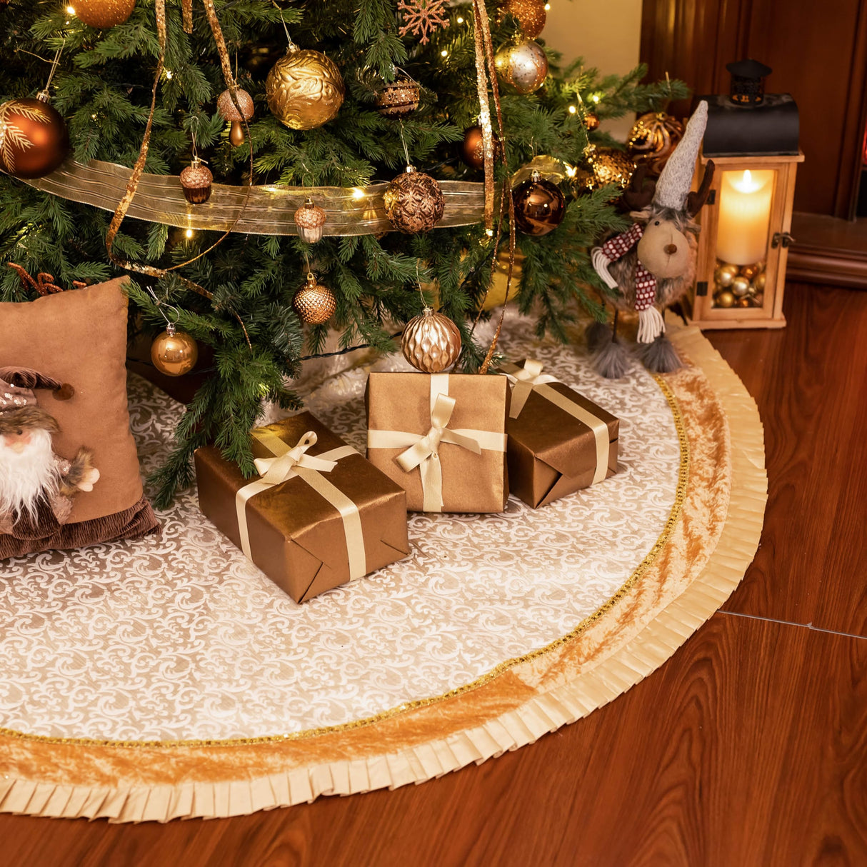 Valery Madelyn Christmas Tree Skirt for Tree Decorations, 60 Inch Fabric White Gold Small Xmas Velvet Tree Skirt with Embroidery Baroque Pattern & Pleated Border for Tree Merry Christmas Party Decor Valery Madelyn
