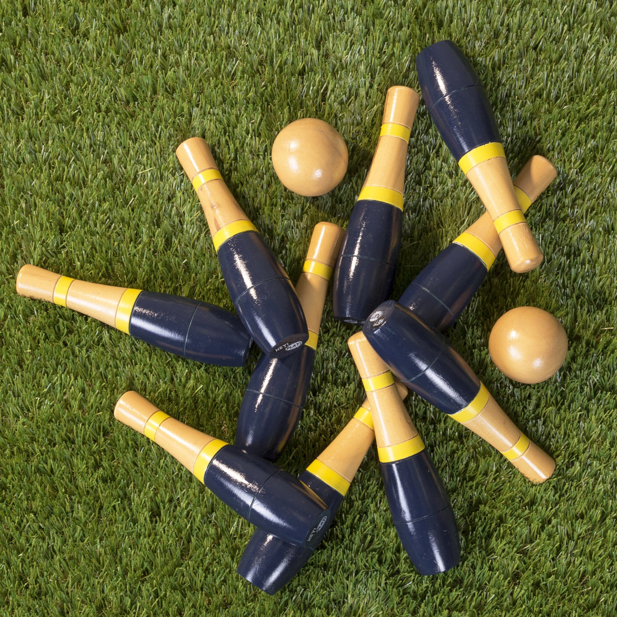 Wooden Lawn Bowling - Adults and Kids Bowling Set with 10 Pins, 2 Balls, Carry Bag - Indoor and Outdoor Games - Bowling and Skittle Yard Games (Black) Hey! Play!