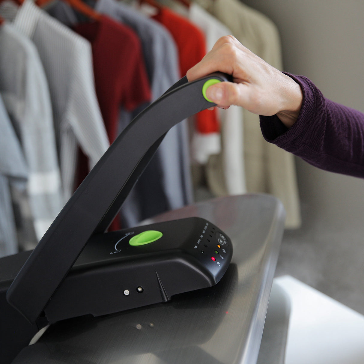 Steamfast SF-680 Digital Steam Press with Multiple Fabric Settings and Steam Burst Function,Stainless/Black, Stand Steamfast