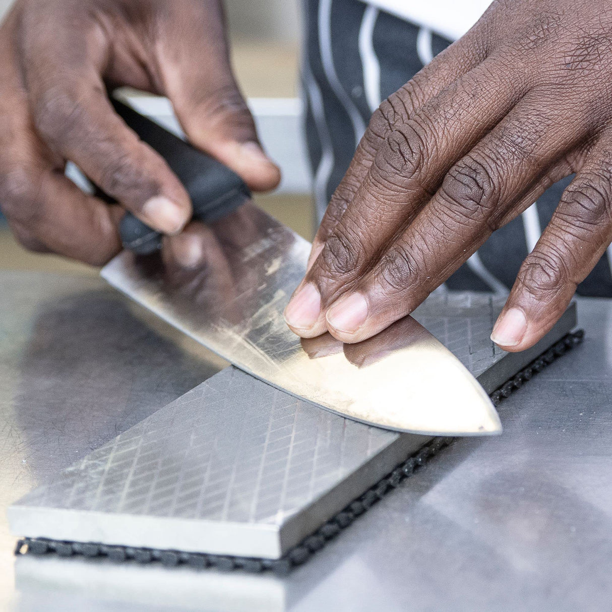 Trend Complete Diamond Sharpening Kit with 2x Diamond Bench Stones & Lapping Fluid, Honing Compound & Leather Strop, Accessories & Sharpening Solutions Guide, DWS/KIT/E TREND