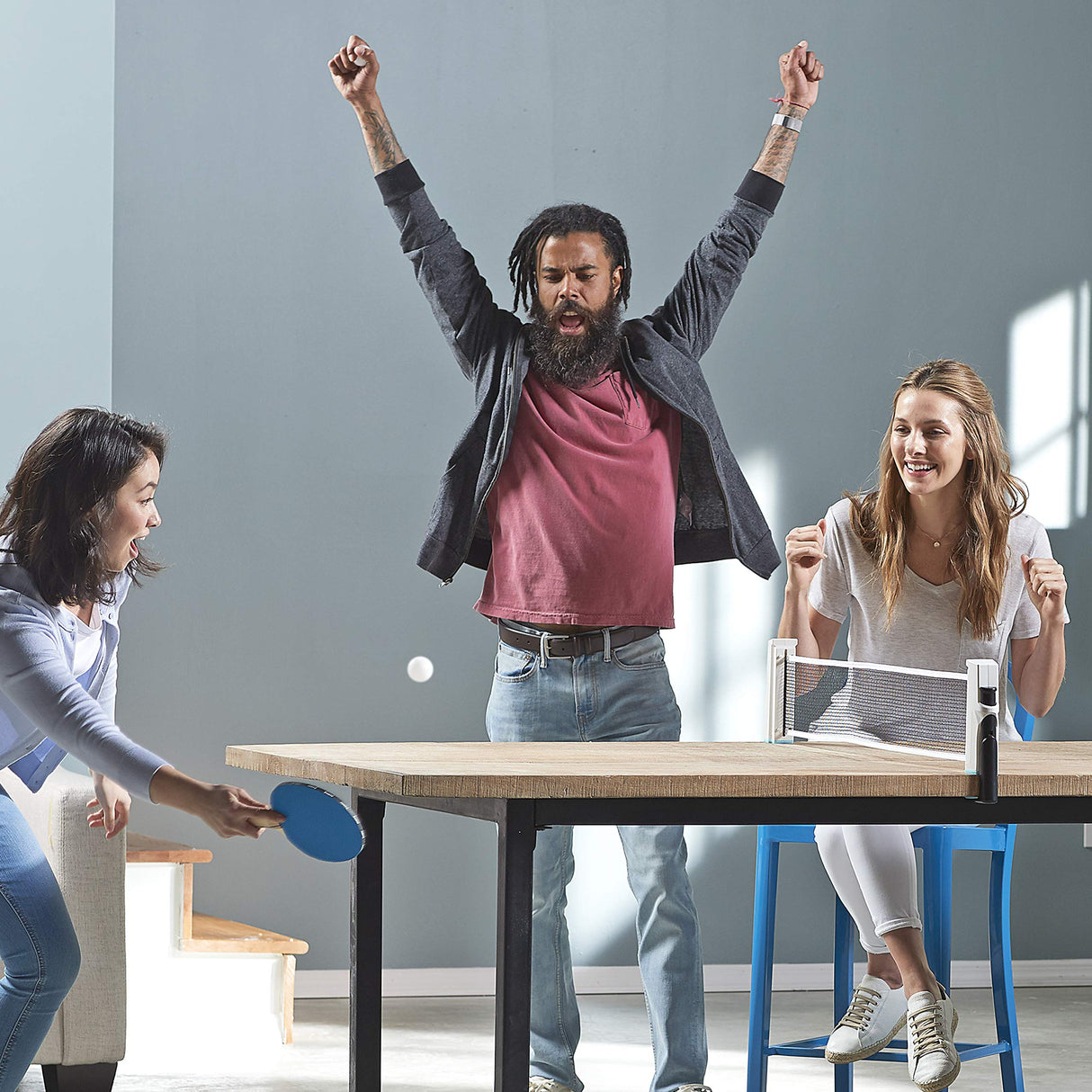 Franklin Sports Anywhere Table Tennis – Complete Portable Ping-Pong Set – includes Ping-Pong Paddles, Balls, Net, Plus Easy-Carry Bag – Easy Set-Up – Expands to 6’ – Easily Attaches to Table Surfaces Franklin Sports