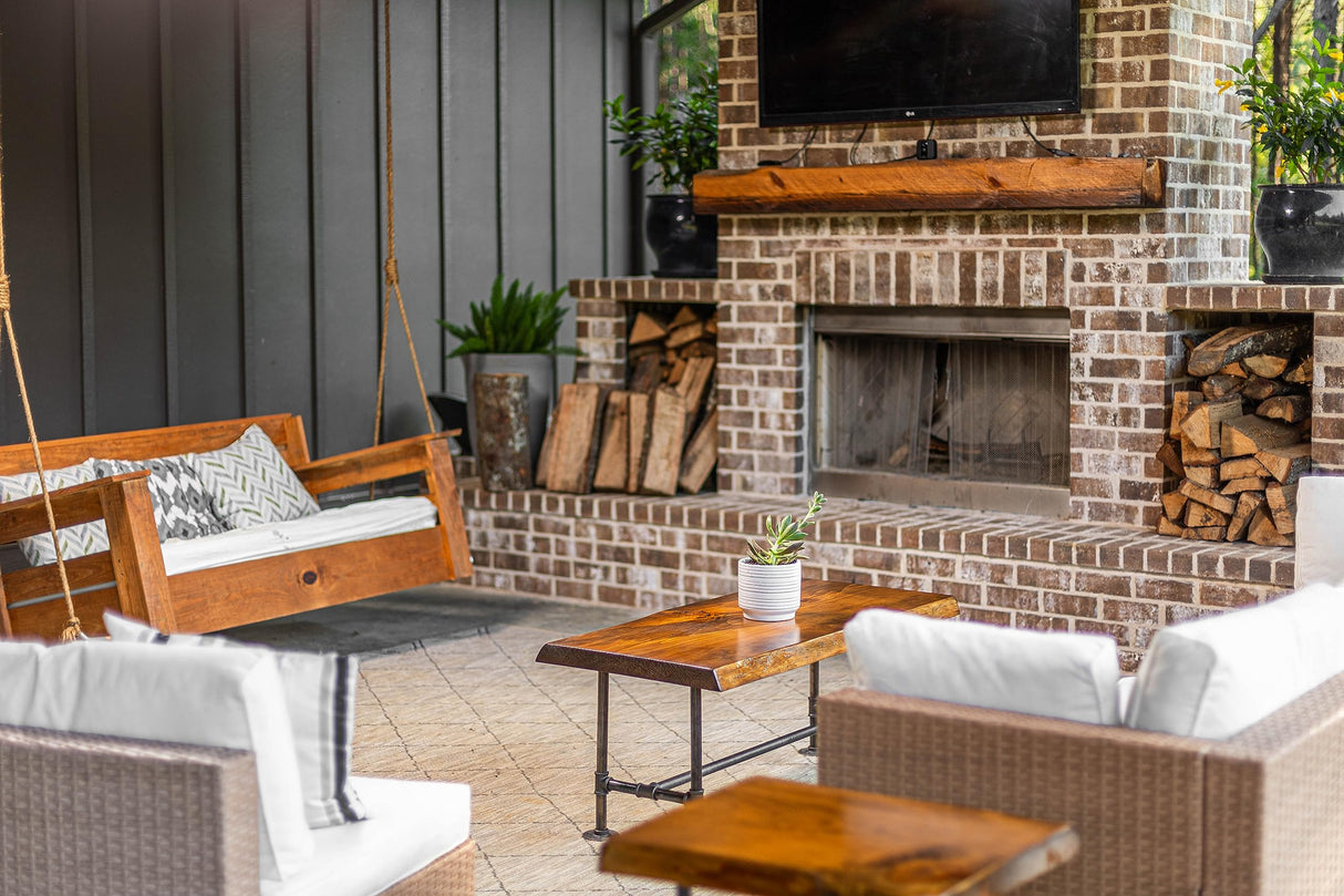 Handcrafted SRLWerks Industrial Pipe & Wood Coffee Table Live Edge Rustic Vintage Coffee Tables — House Modern Coffee Table — Natural Wood Coffee Table — Living Room Furniture (Honey Pine) Handcrafted