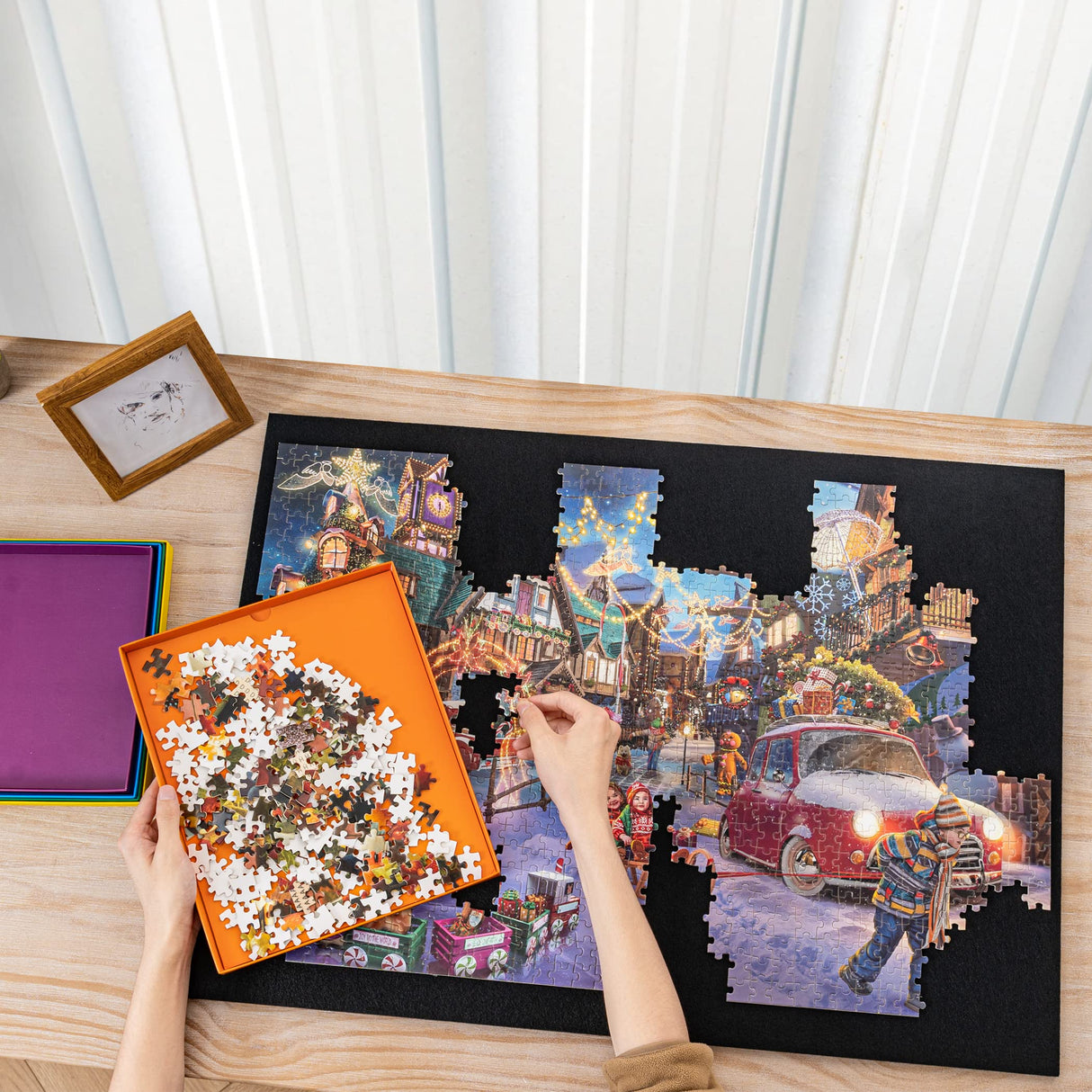 Tektalk Foldable Jigsaw Puzzle Board with 3 angle adjustable Bracket / Stand, Lightweight Portable Puzzle Mat Plateau with Wooden Easel, Foldaway Felt Puzzle Table, for Up to 1000 Pieces - Black Tektalk