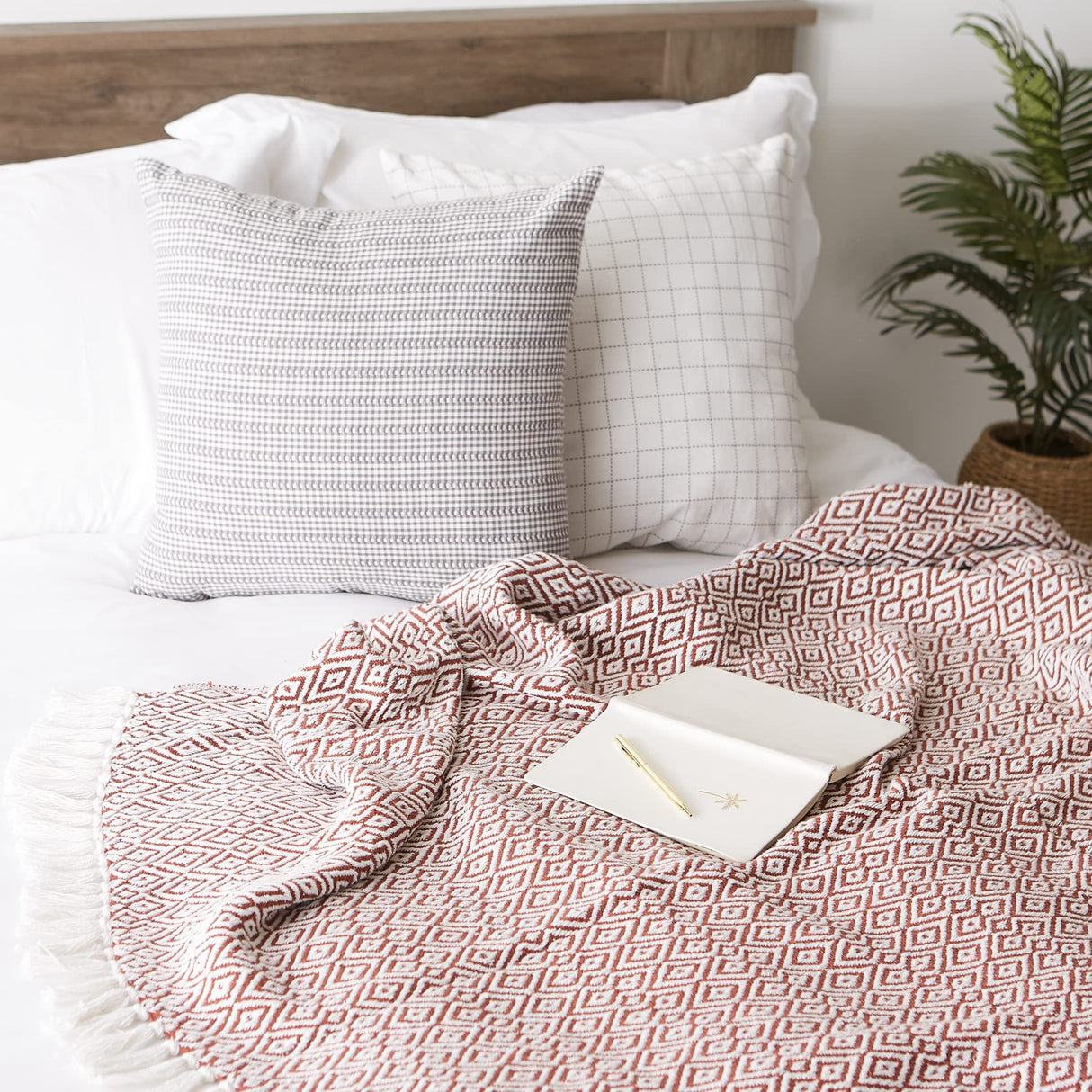 DII Rustic Farmhouse Double Diamond Woven Throw, 50x60, Cinnamon DII