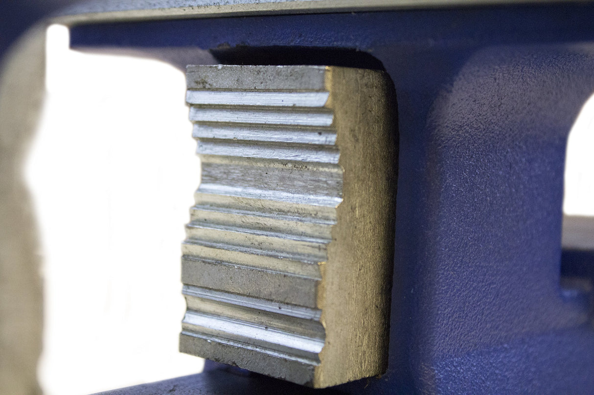 Yost Vises 855-D2 Industrial Grade Reversible Vise, 5.5", Blue Yost Tools