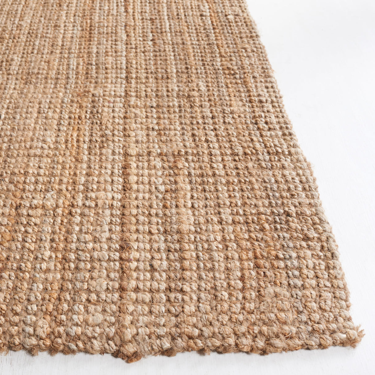 SAFAVIEH Area Rug 4x6 - Natural Fiber Collection - Natural Brown, Handmade Jute, Farmhouse Style, Chunky Textured Thick Pile (NF747A) SAFAVIEH