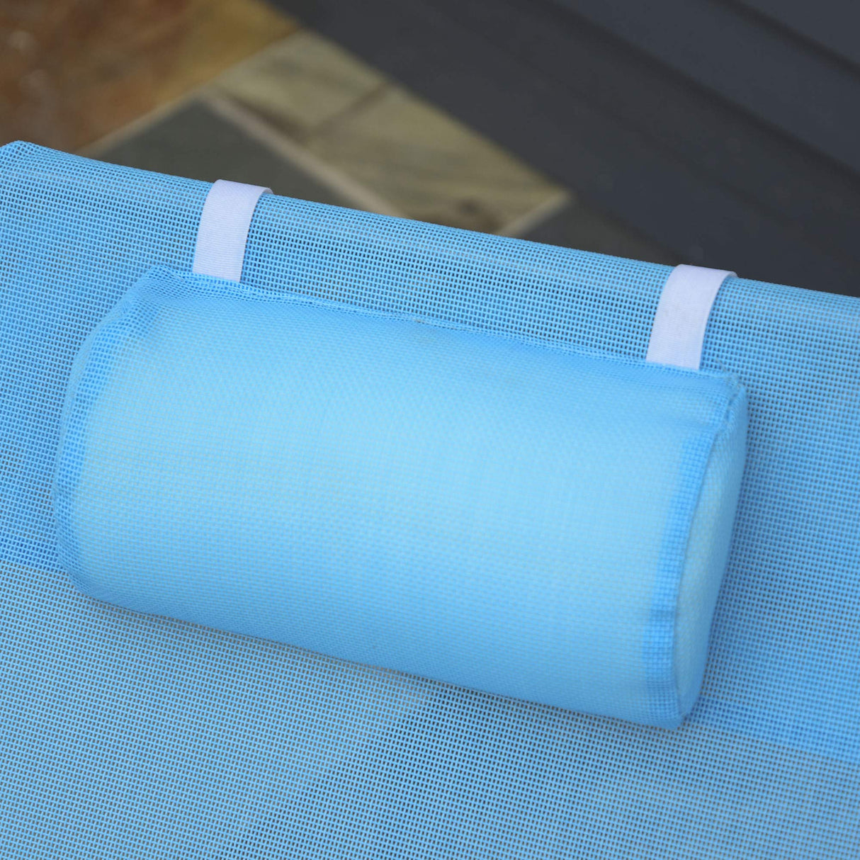 Outsunny Folding Chaise Lounge Pool Chairs, Outdoor Sun Tanning Chairs with Pillow, Reclining Back, Steel Frame & Breathable Mesh for Beach, Yard, Patio, Blue Outsunny