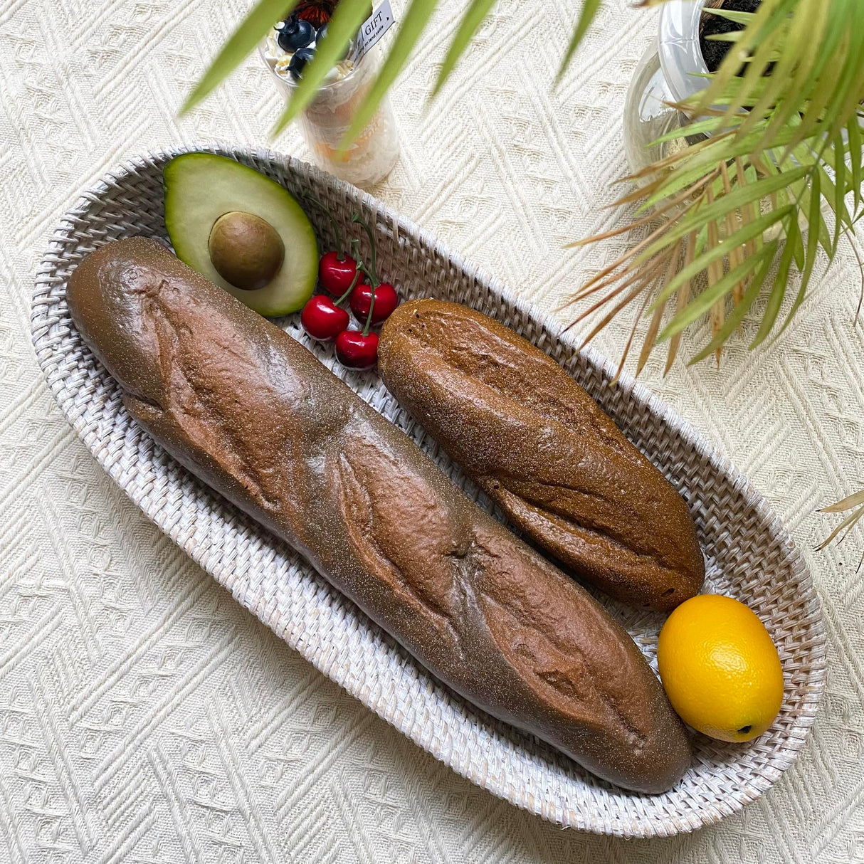 i-lan 17 Inch Long Narrow Oval Serving Basket, Boho Handmade Rattan Bowl Basket with 2 Inch Side,Decorative Loaf,Bread,Rolls,Fruit,Snack Flat Basket Wicker Tray for Serving, Wash White i-lan