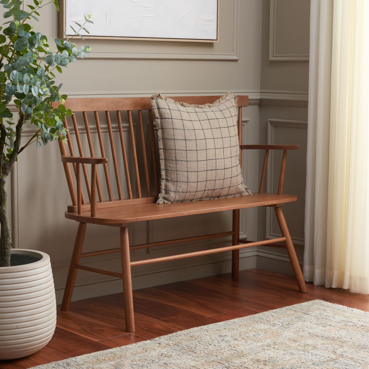 SAFAVIEH Home Collection Addison Farmhouse Honey Solid Wood Windsor Spindle Loveseat Bench SAFAVIEH