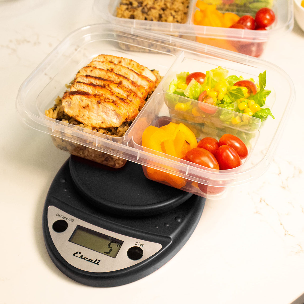 Escali Primo Digital Food Scale Multi-Functional Kitchen Scale and Baking Scale for Precise Weight Measuring and Portion Control, 8.5 x 6 x 1.5 inches, Black Escali