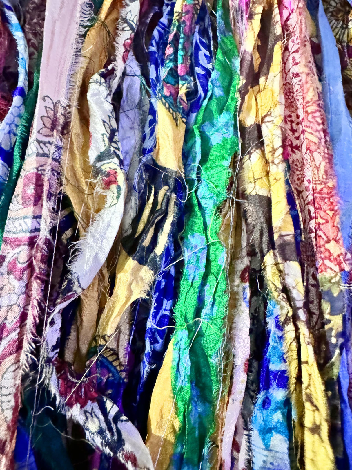 Maker's Craft Pattern Printed Sari Silk Ribbon Yarn 50 Yards, 100Grams for DIY, Knitting, Crocheting, Gift Wrapping, Christmas Decoration, Macrame Makers, Jewelry Making, Rugs Hooking Maker's Craft